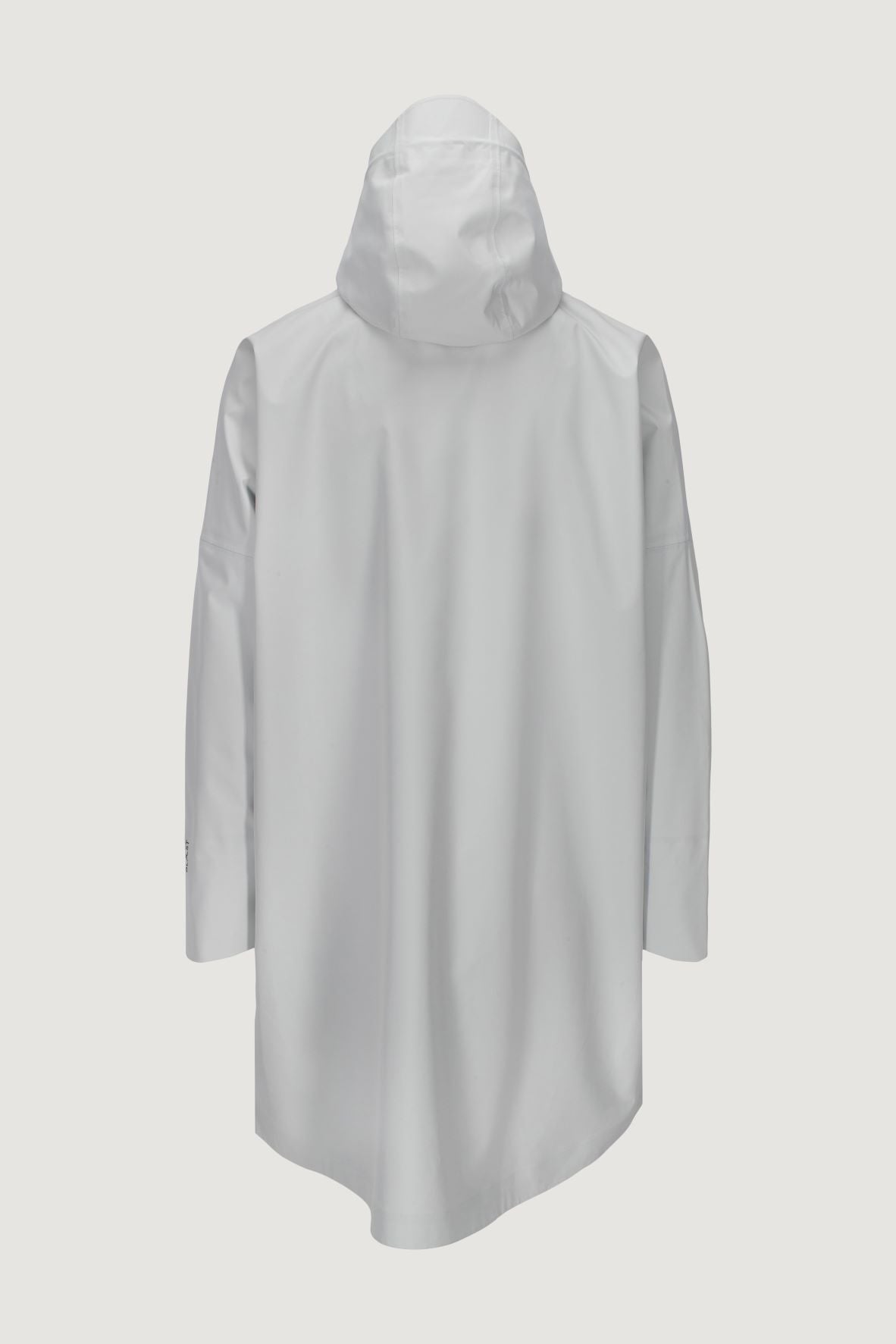 Aalesund poncho from Blæst in White